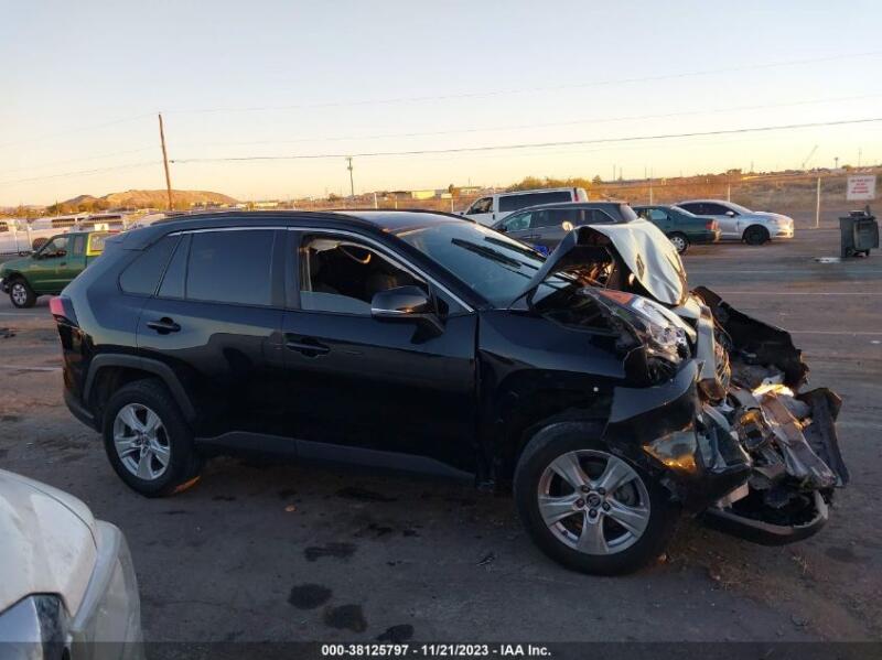 2019 TOYOTA RAV4 XLE - 2T3W1RFV0KW015725 | SeoVin.biz