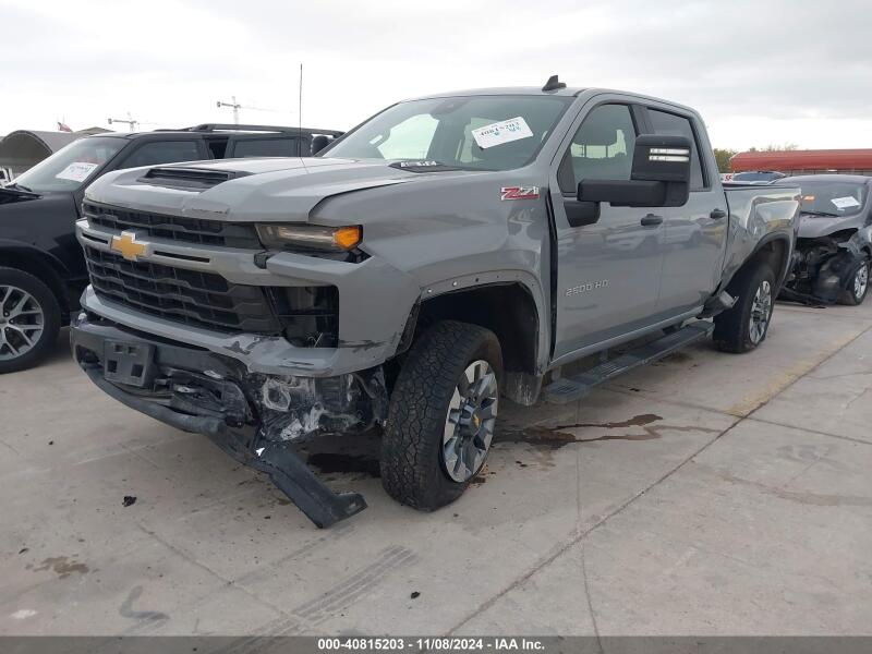 2024 CHEVROLET SILVERADO 2500HD 4WD STANDARD BED CUSTOM - 2GC1YME76R1161111 | SeoVin.biz