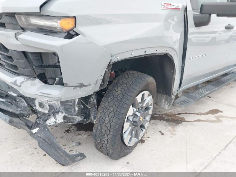 2024 CHEVROLET SILVERADO 2500HD 4WD STANDARD BED CUSTOM - 2GC1YME76R1161111 | SeoVin.biz
