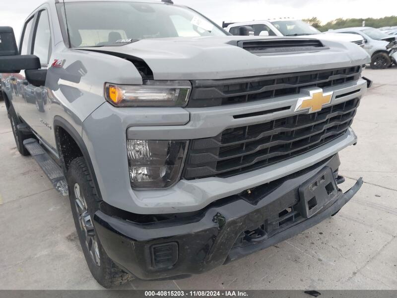 2024 CHEVROLET SILVERADO 2500HD 4WD STANDARD BED CUSTOM - 2GC1YME76R1161111 | SeoVin.biz