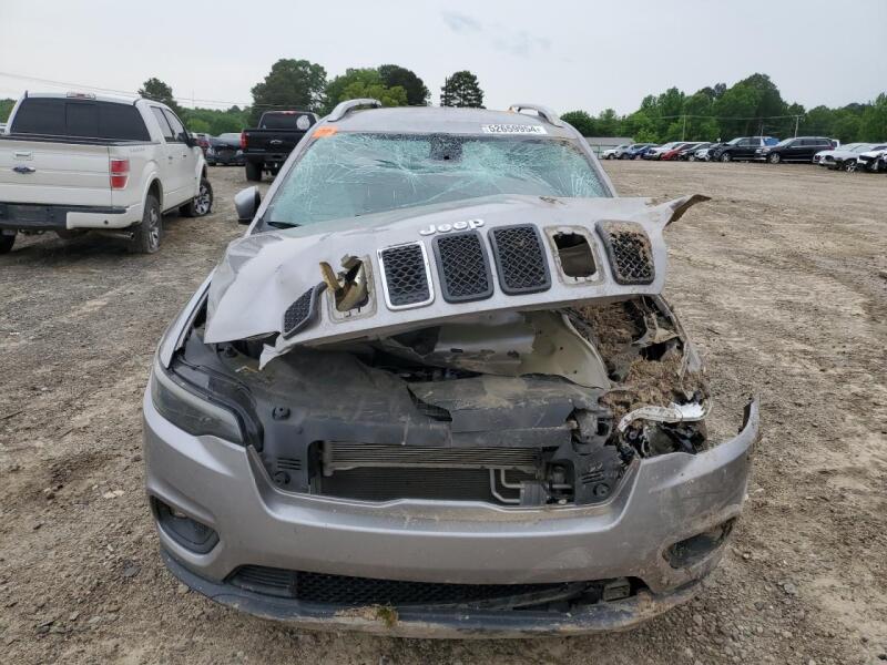 2019 JEEP CHEROKEE LATITUDE - 1C4PJLCB8KD339885 | SeoVin.biz