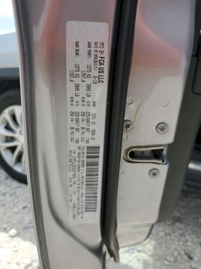 2019 JEEP CHEROKEE LATITUDE - 1C4PJLCB1KD478854 | SeoVin.biz