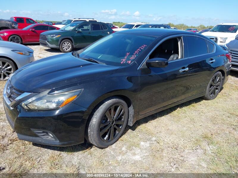 2017 NISSAN ALTIMA 2.5 SR - 1N4AL3AP5HC477614 | SeoVin.biz