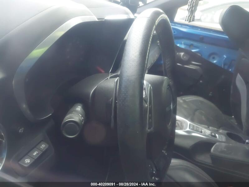 2017 CHEVROLET CAMARO 2LT - 1G1FD1RS5H0150117 | SeoVin.biz