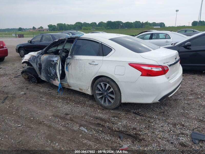 2017 NISSAN ALTIMA 2.5 SV - 1N4AL3AP5HC182092 | SeoVin.biz
