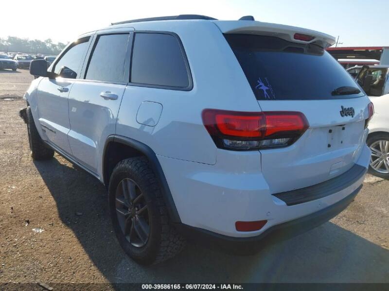 2017 JEEP GRAND CHEROKEE 75TH ANNIVERSARY EDITION 4X2 - 1C4RJEAG0HC674995 | SeoVin.biz