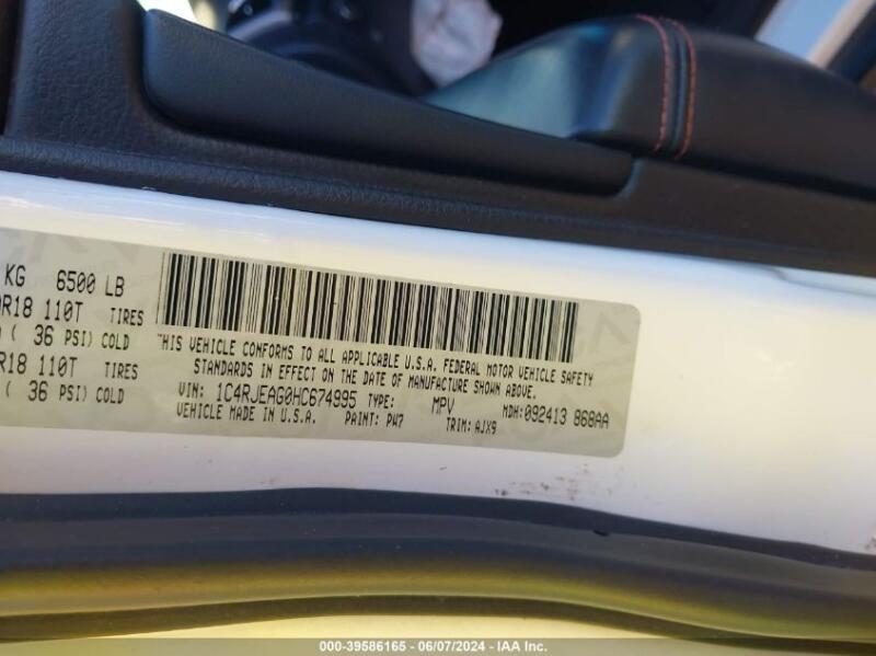 2017 JEEP GRAND CHEROKEE 75TH ANNIVERSARY EDITION 4X2 - 1C4RJEAG0HC674995 | SeoVin.biz