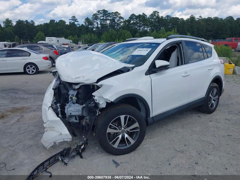 2018 TOYOTA RAV4 XLE - 2T3WFREV4JW463337 | SeoVin.biz