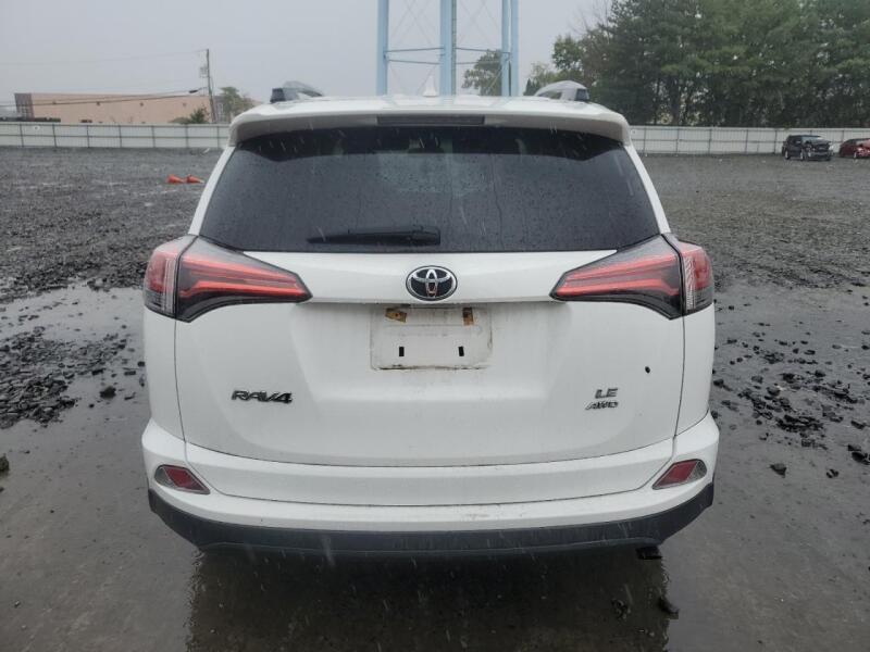 2018 TOYOTA RAV4 LE - 2T3BFREV7JW793228 | SeoVin.biz