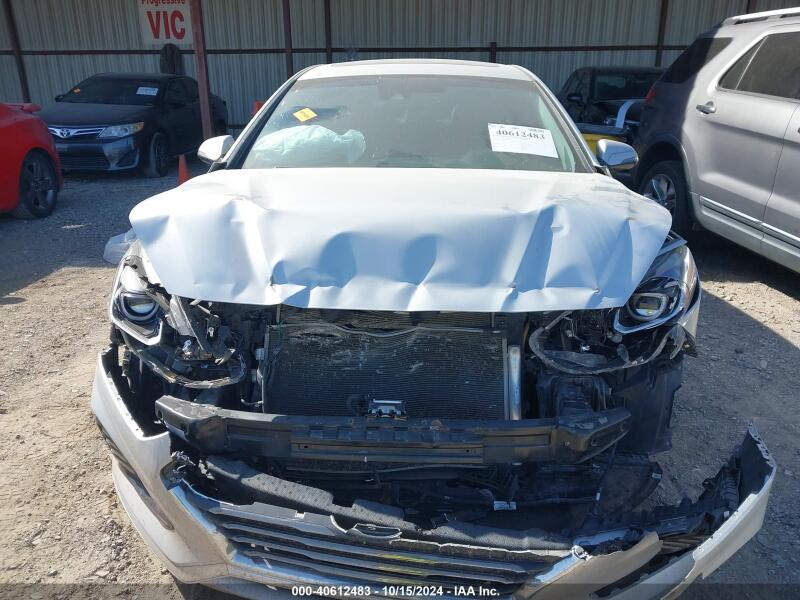 2018 HYUNDAI SONATA LIMITED - 5NPE34AF8JH696120 | SeoVin.biz