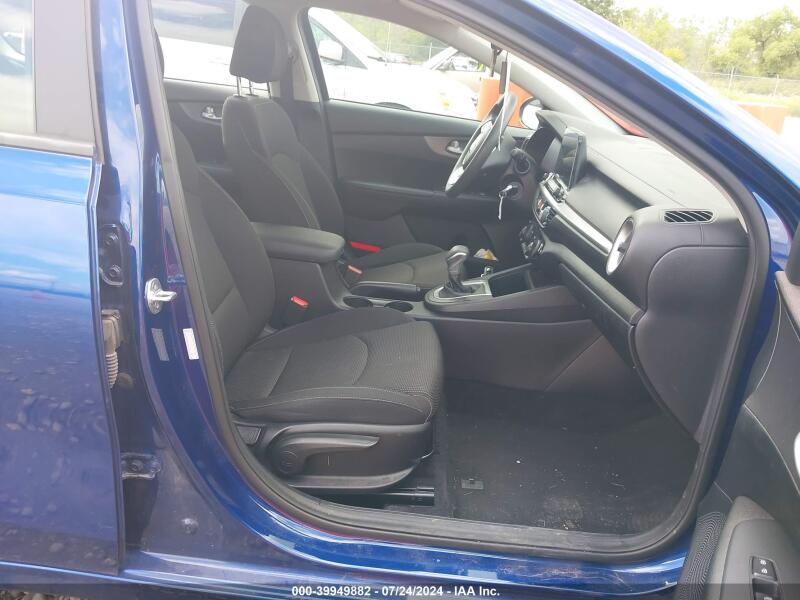 2019 KIA FORTE LXS - 3KPF24AD4KE105759 | SeoVin.biz