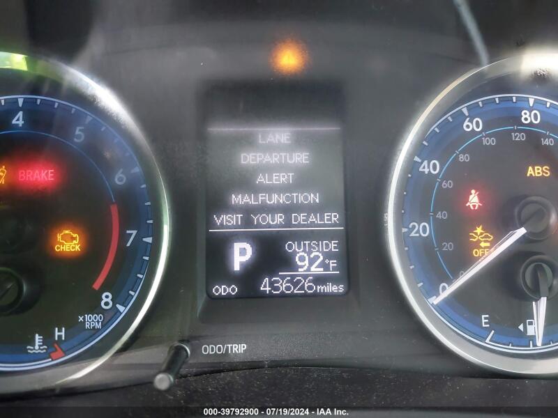 2019 TOYOTA COROLLA LE - 5YFBURHE7KP857278 | SeoVin.biz