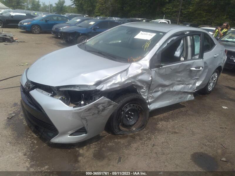 2018 TOYOTA COROLLA LE - 5YFBURHEXJP801589 | SeoVin.biz