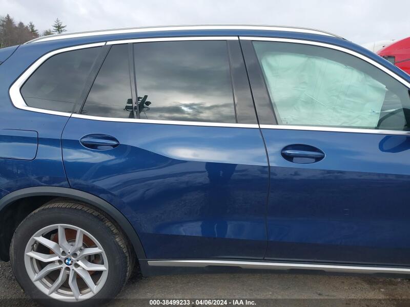 2019 BMW X5 XDRIVE40I - 5UXCR6C52KLL02760 | SeoVin.biz