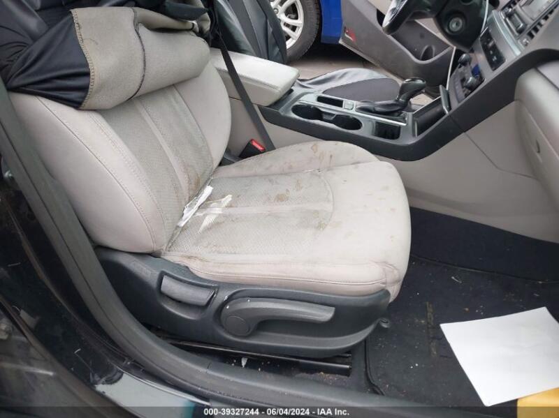 2015 HYUNDAI SONATA SE - 5NPE24AF3FH014223 | SeoVin.biz