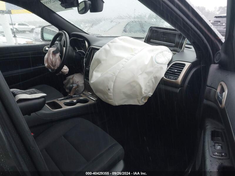 2017 JEEP GRAND CHEROKEE LAREDO 4X2 - 1C4RJEAG6HC731359 | SeoVin.biz