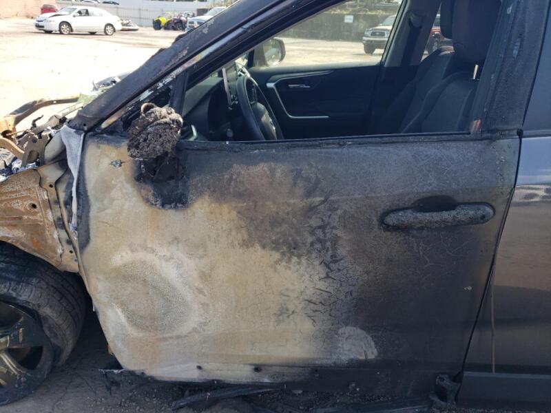 2021 TOYOTA RAV4 XLE - JTMRWRFV1MD128274 | SeoVin.biz