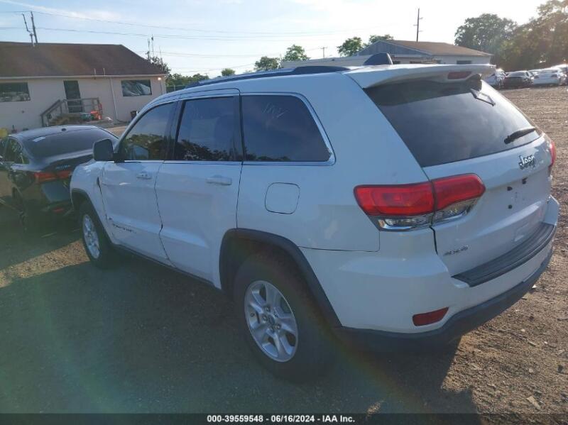 2015 JEEP GRAND CHEROKEE LAREDO - 1C4RJFAG8FC675590 | SeoVin.biz