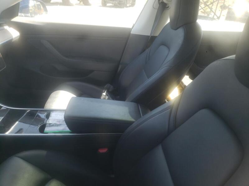 2018 TESLA MODEL 3 - 5YJ3E1EA1JF160915 | SeoVin.biz