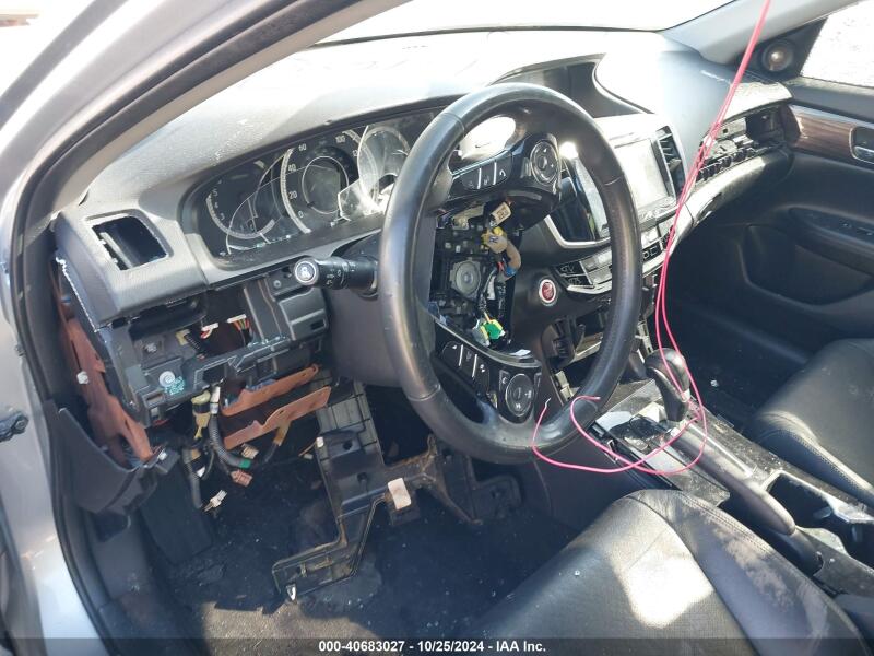 2017 HONDA ACCORD TOURING V6 - 1HGCR3F99HA003075 | SeoVin.biz