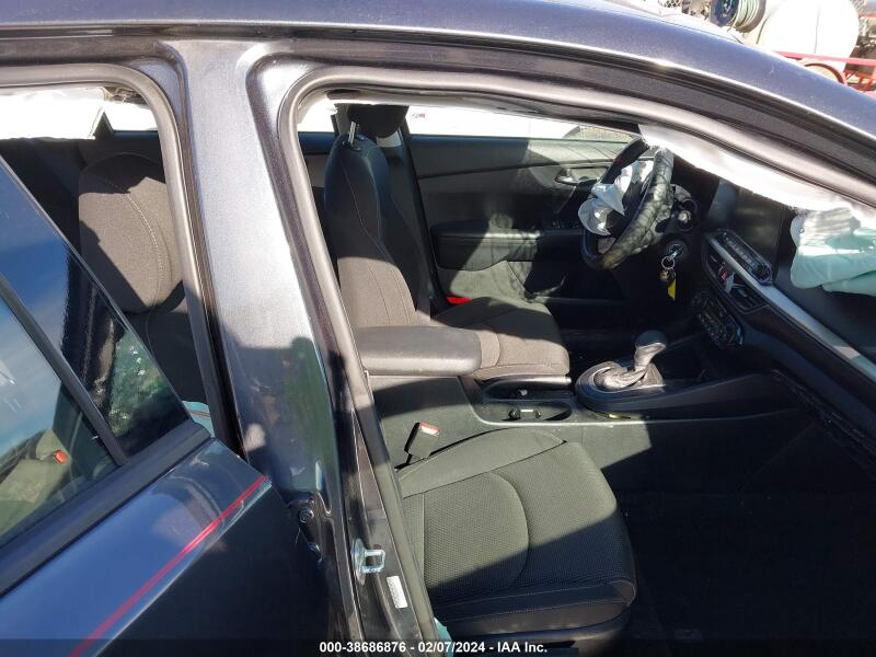 2019 KIA FORTE LXS - 3KPF24AD2KE103072 | SeoVin.biz