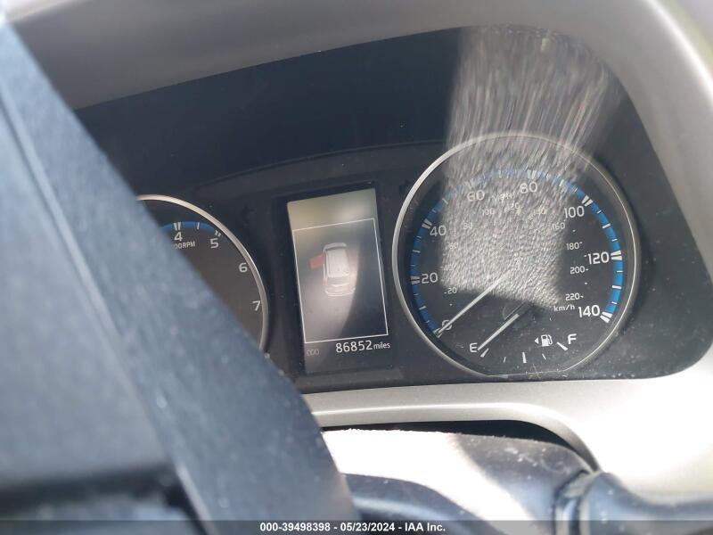 2018 TOYOTA RAV4 XLE - 2T3RFREV2JW807762 | SeoVin.biz