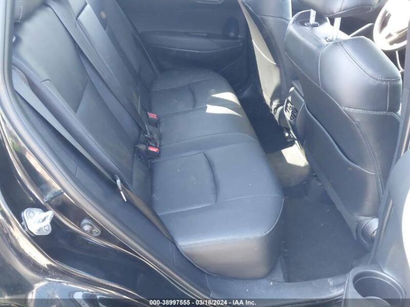 2023 TOYOTA COROLLA CROSS XLE - 7MUDAAAG8PV039481 | SeoVin.biz