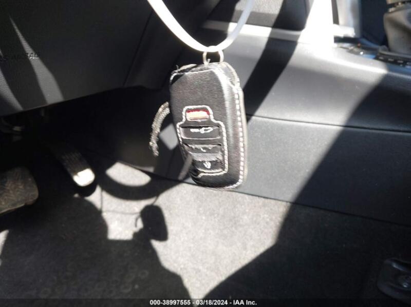 2023 TOYOTA COROLLA CROSS XLE - 7MUDAAAG8PV039481 | SeoVin.biz