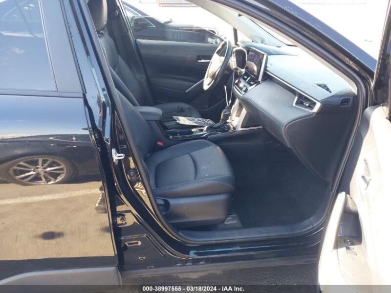 2023 TOYOTA COROLLA CROSS XLE - 7MUDAAAG8PV039481 | SeoVin.biz