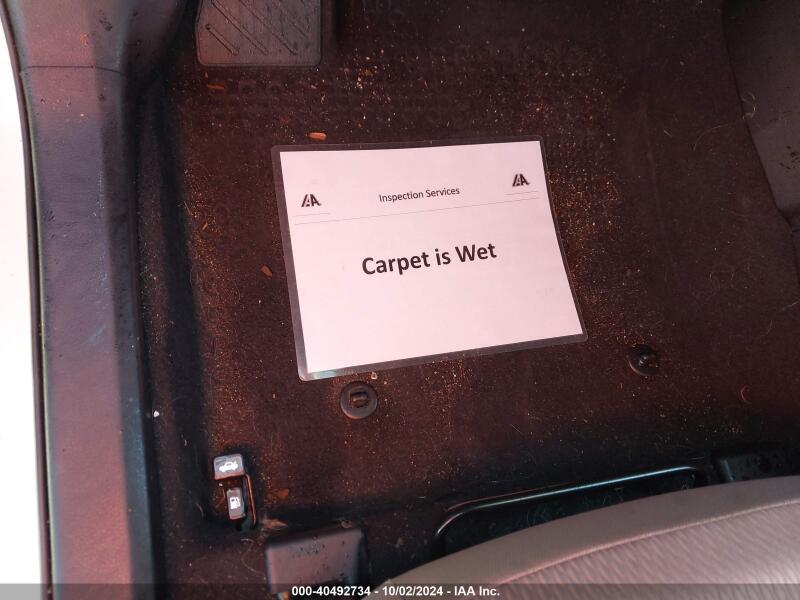 2018 TOYOTA COROLLA LE - 5YFBURHE3JP805158 | SeoVin.biz