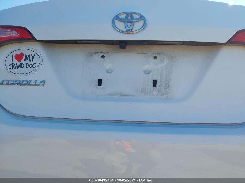 2018 TOYOTA COROLLA LE - 5YFBURHE3JP805158 | SeoVin.biz