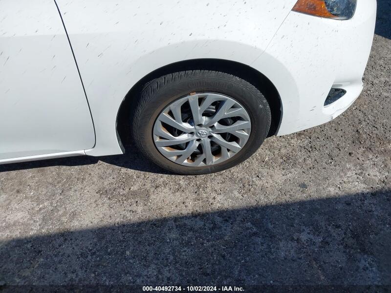 2018 TOYOTA COROLLA LE - 5YFBURHE3JP805158 | SeoVin.biz