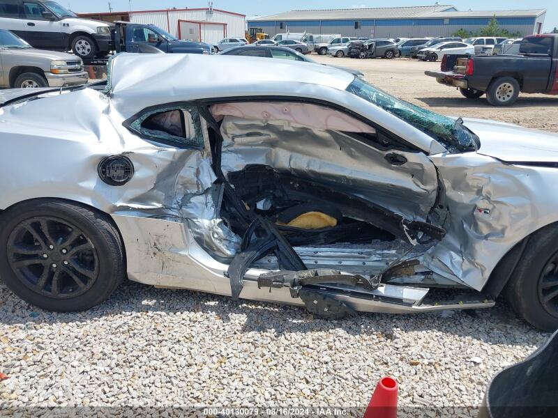 2016 CHEVROLET CAMARO 1LT - 1G1FB1RS4G0172310 | SeoVin.biz