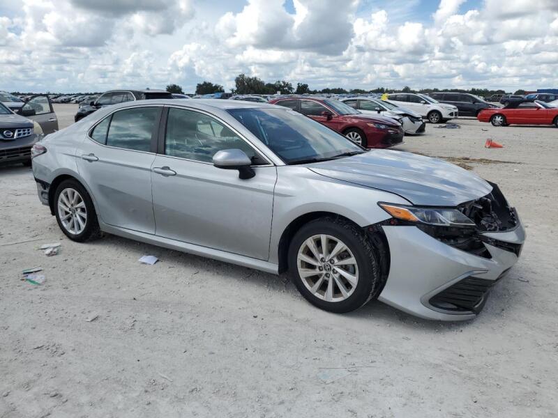 2021 TOYOTA CAMRY LE - 4T1C11AK7MU542660 | SeoVin.biz