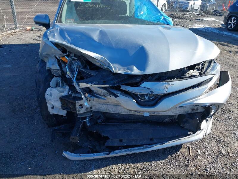 2018 TOYOTA CAMRY LE - 4T1B11HK5JU024141 | SeoVin.biz