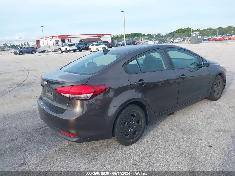 2017 KIA FORTE LX - 3KPFK4A71HE133232 | SeoVin.biz