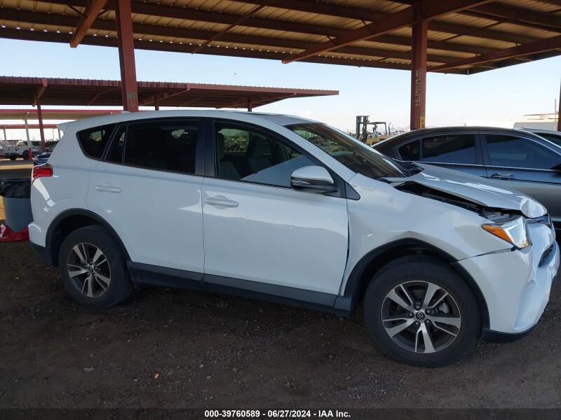 2018 TOYOTA RAV4 XLE - JTMWFREV9JD117619 | SeoVin.biz