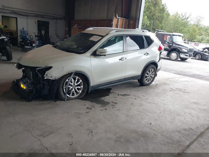 2017 NISSAN ROGUE SV - 5N1AT2MV3HC780935 | SeoVin.biz