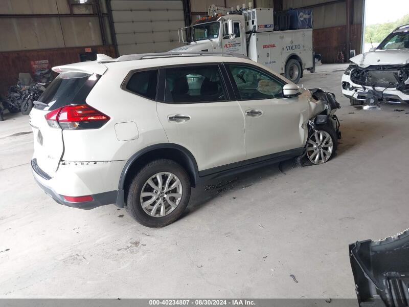 2017 NISSAN ROGUE SV - 5N1AT2MV3HC780935 | SeoVin.biz