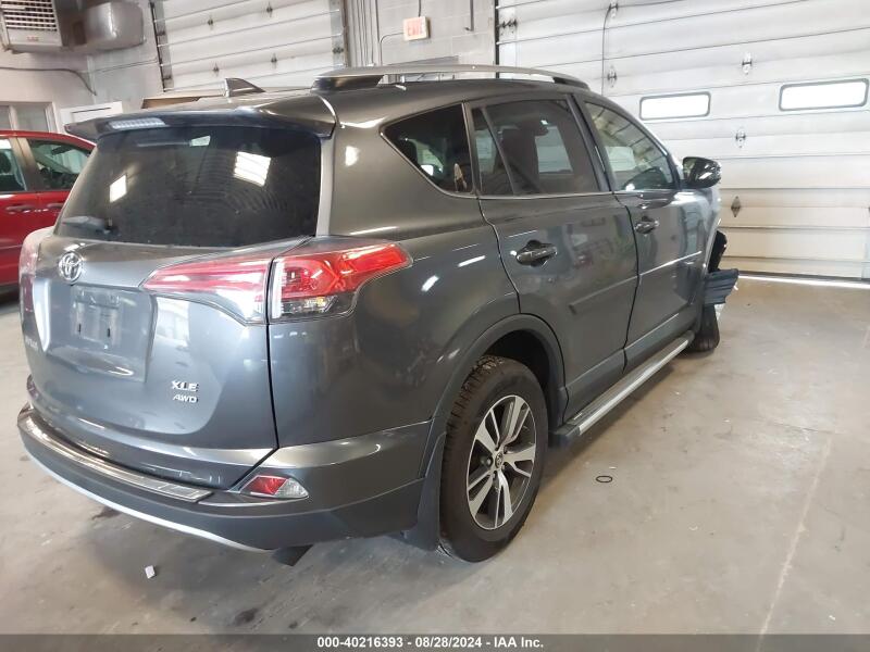 2017 TOYOTA RAV4 XLE - JTMRFREV2HJ116997 | SeoVin.biz