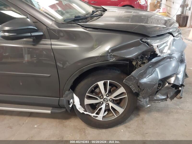 2017 TOYOTA RAV4 XLE - JTMRFREV2HJ116997 | SeoVin.biz