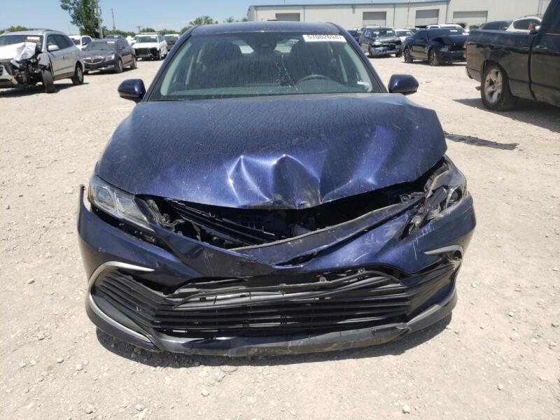 2021 TOYOTA CAMRY LE - 4T1C11AK8MU406070 | SeoVin.biz