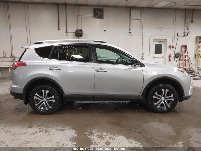 2016 TOYOTA RAV4 LE - 2T3BFREV5GW491879 | SeoVin.biz