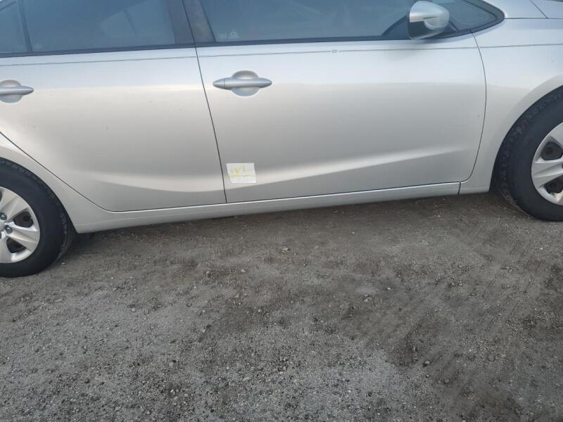 2017 KIA FORTE LX - 3KPFK4A73HE142319 | SeoVin.biz