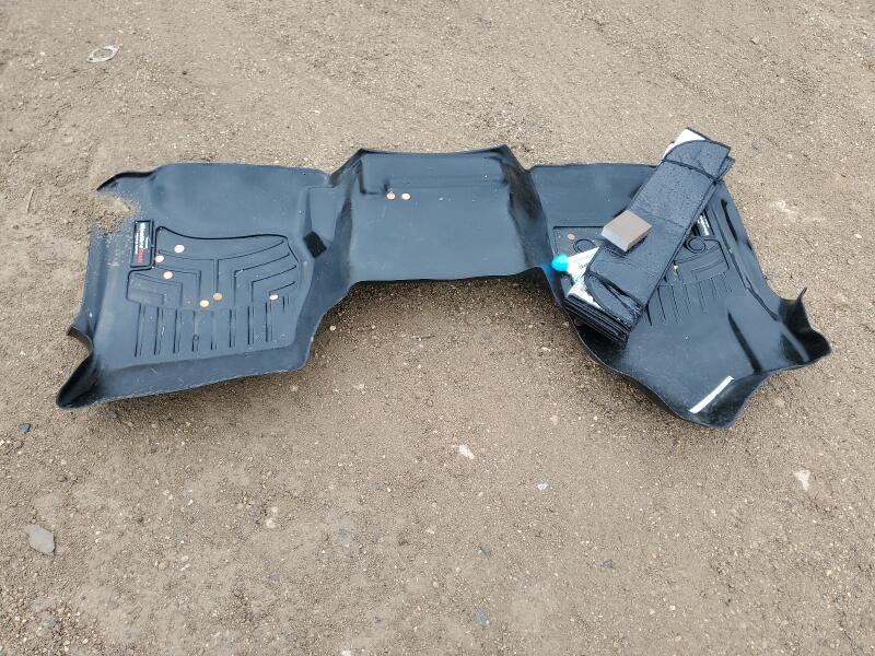 2017 CHEVROLET SILVERADO C1500 LT - 3GCPCREC3HG383663 | SeoVin.biz