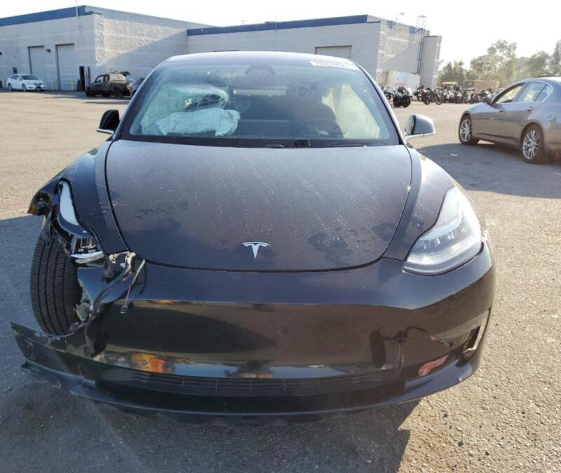 2018 TESLA MODEL 3 - 5YJ3E1EA8JF043218 | SeoVin.biz