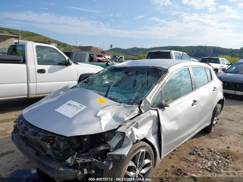 2015 KIA FORTE 5-DOOR SX - KNAFZ5A32F5388072 | SeoVin.biz