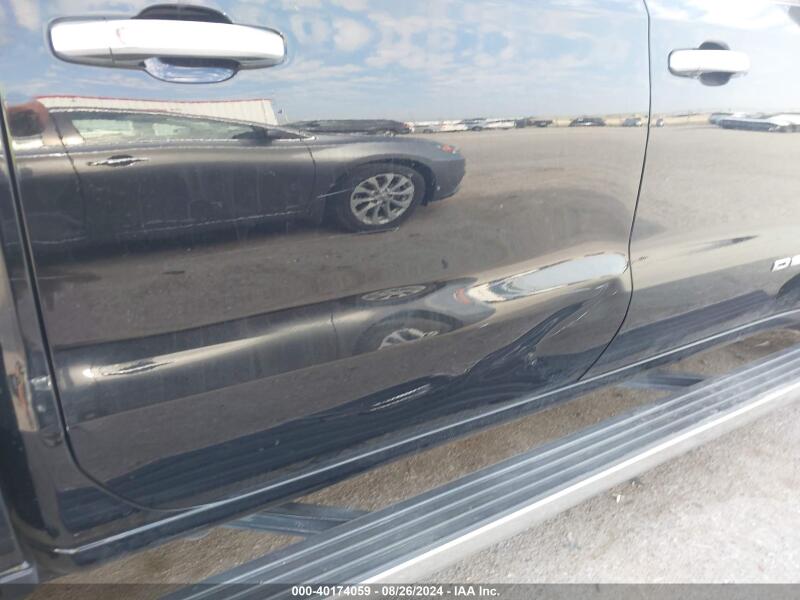 2022 GMC SIERRA 1500 LIMITED 4WD SHORT BOX DENALI - 3GTU9FEL3NG169638 | SeoVin.biz