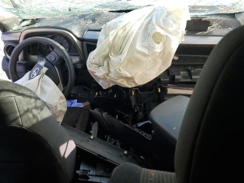 2015 TOYOTA RAV4 LE - JTMBFREV1FD173057 | SeoVin.biz