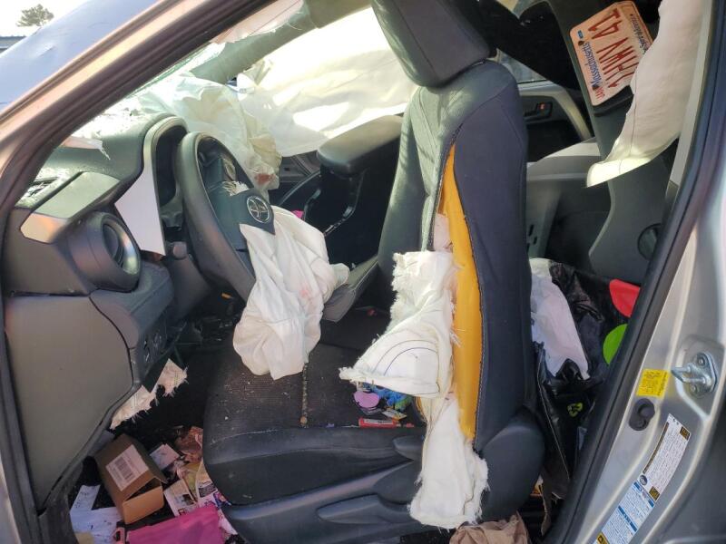 2015 TOYOTA RAV4 LE - JTMBFREV1FD173057 | SeoVin.biz